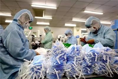 日產(chǎn)口罩50萬(wàn)只!連日來(lái),河源這家公司超負(fù)荷運(yùn)轉(zhuǎn)!