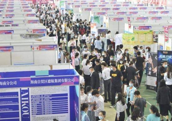 工廠建起來了，工人卻不好招了 為何國內工廠和外企截然相反？
